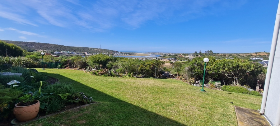 3 Bedroom Property for Sale in Stilbaai Wes Western Cape